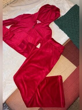 NWOT Juicy Couture Set